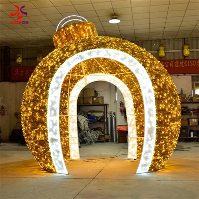 Rozžiarte svoje sviatky veľkými guľovými LED svetlami – ideálne vianočné ozdoby s vonkajším motívom!